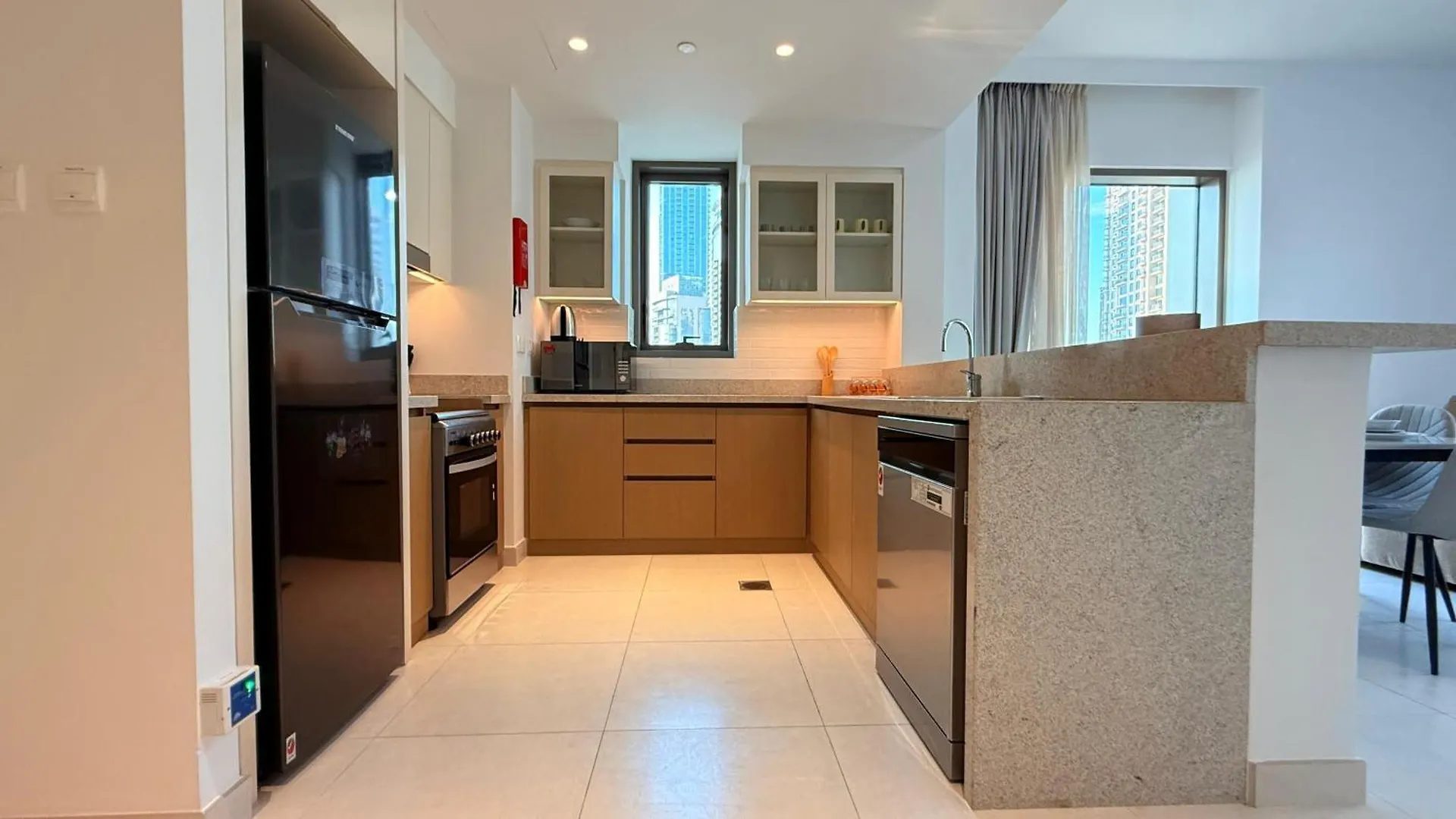 Apartment Luxury 2 Bedroom Creek Side Dubai