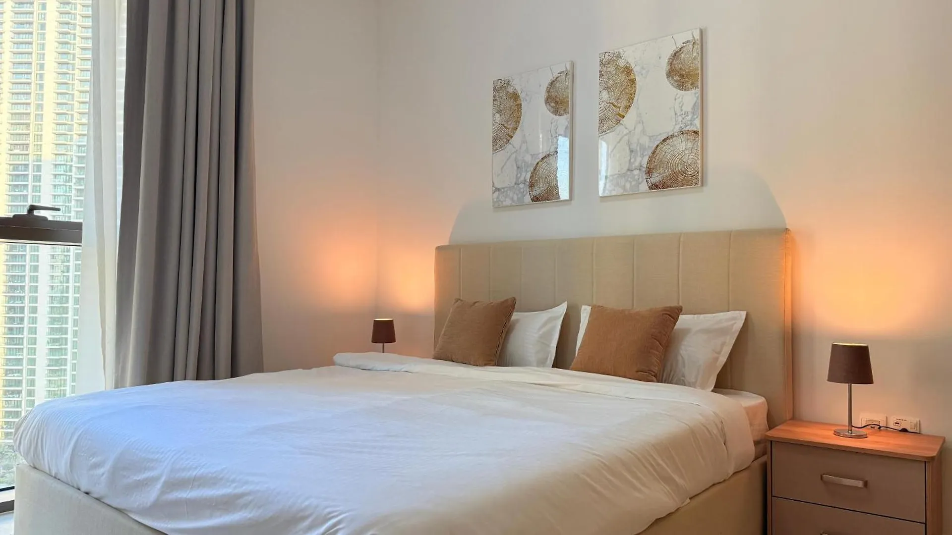 Apartment Luxury 2 Bedroom Creek Side Dubai United Arab Emirates