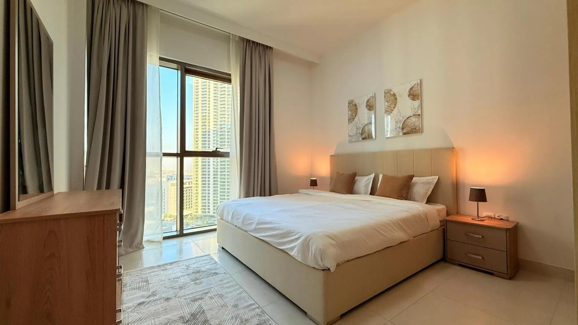 Luxury 2 Bedroom Creek Side Dubai